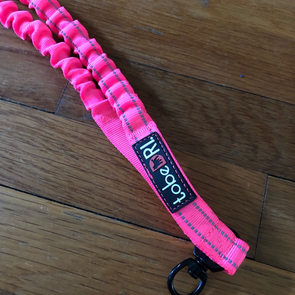 BOGO Tobedri Bright Pink Shock Absorber Leash Coupler